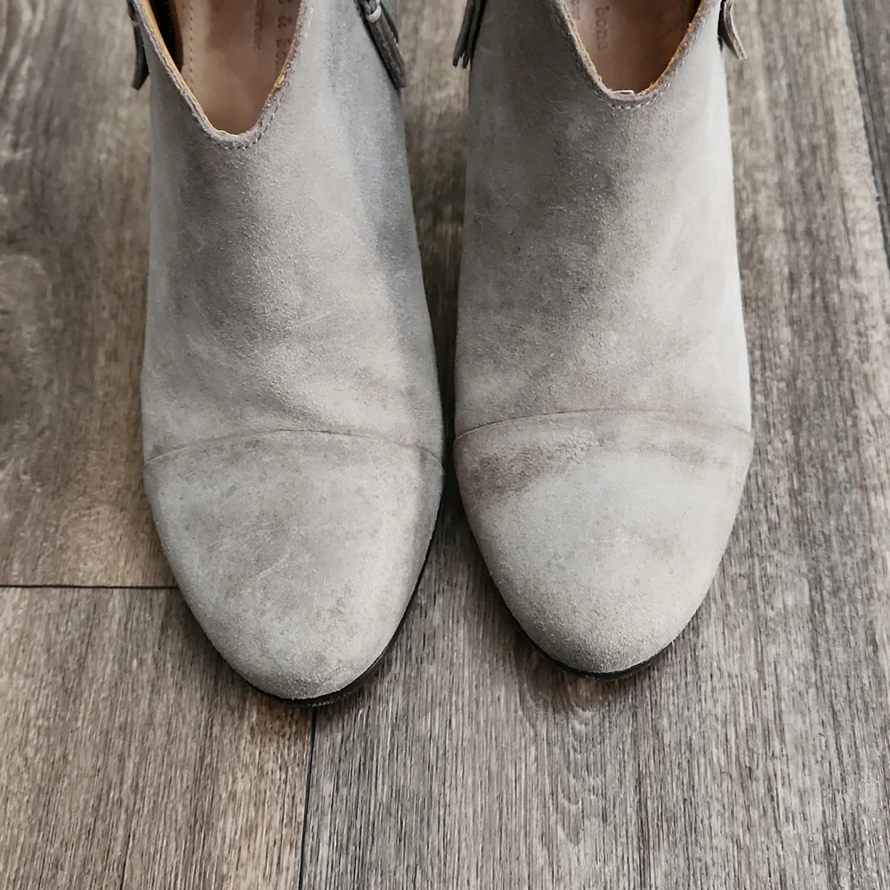 Rag & Bone Margot Heeled Bootie in Stone Waxy Suede in Size 36.5 - Picture 4 of 12